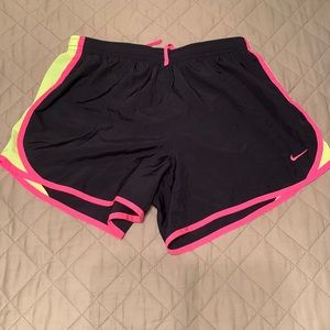 Girls Nike tempo running shorts